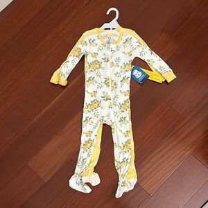 Gerber 2 pack footies yellow floral design